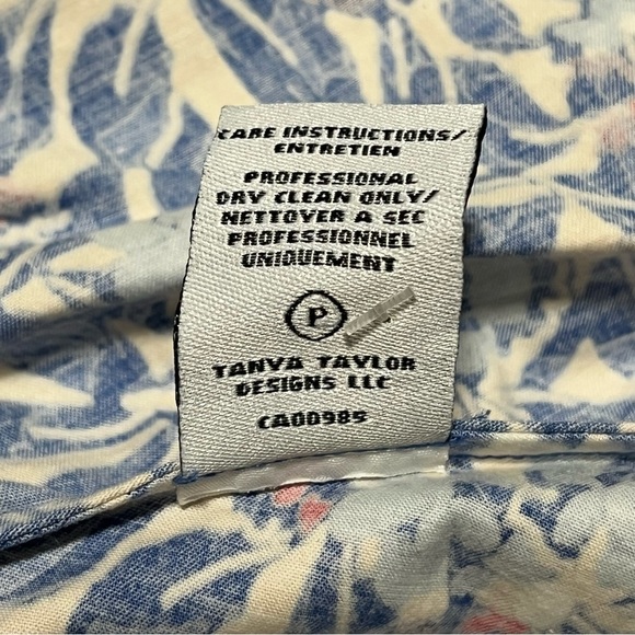 Tanya Taylor Blue Floral Mini Skirt, Size 4 - Picture 9 of 10